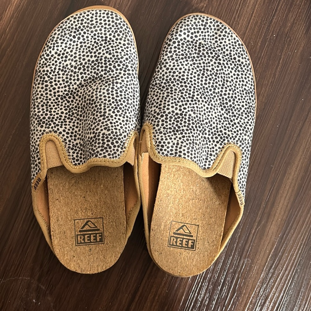 Reef Clogs